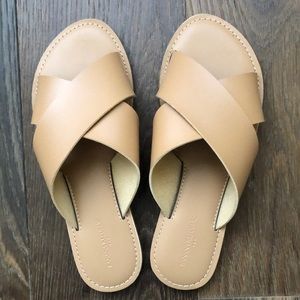 Banana Republic Cross Over Sandals